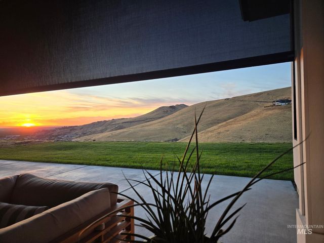 5788 E Marmount, Boise, ID 83716