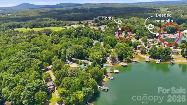 3675 W Bay Drive, Sherrills Ford, NC 28673