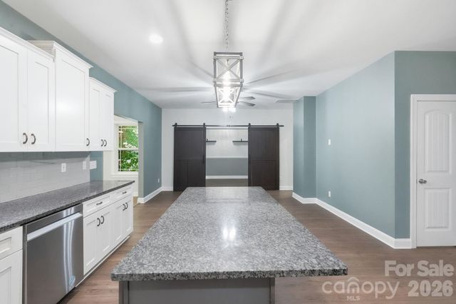 3675 W Bay Drive, Sherrills Ford, NC 28673