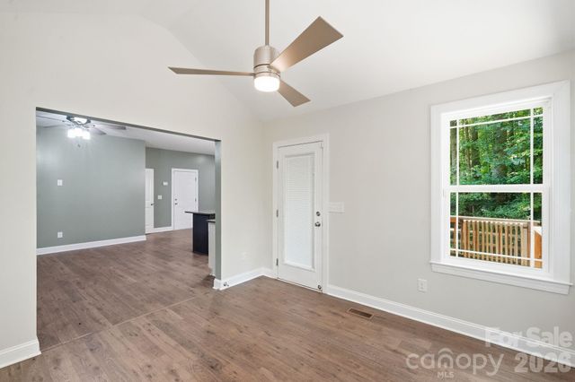 3675 W Bay Drive, Sherrills Ford, NC 28673