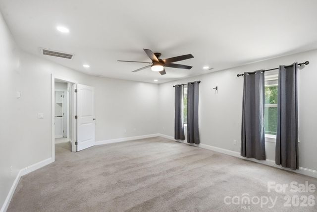 3675 W Bay Drive, Sherrills Ford, NC 28673
