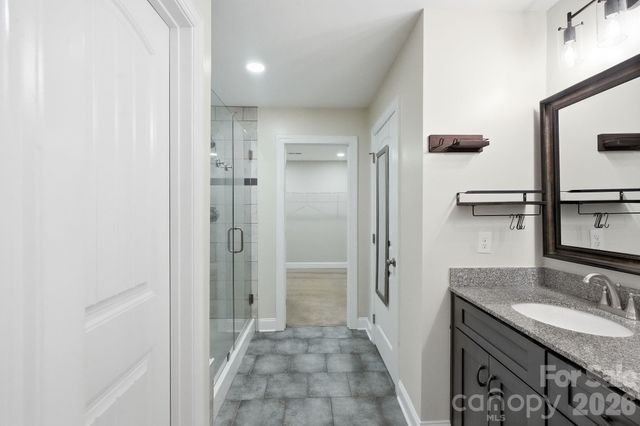 3675 W Bay Drive, Sherrills Ford, NC 28673