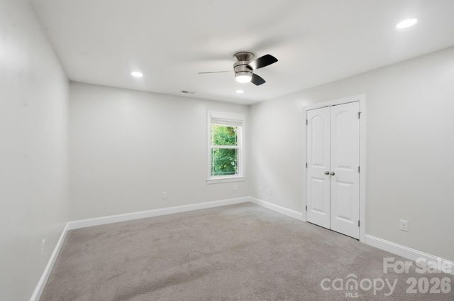 3675 W Bay Drive, Sherrills Ford, NC 28673