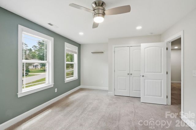 3675 W Bay Drive, Sherrills Ford, NC 28673