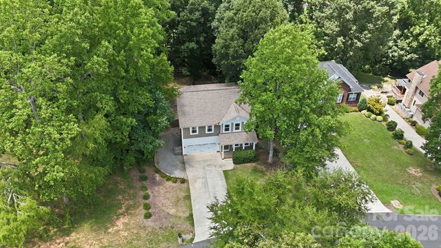 3675 W Bay Drive, Sherrills Ford, NC 28673