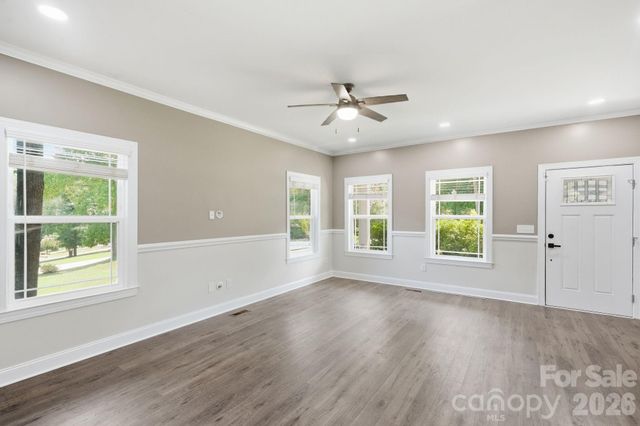 3675 W Bay Drive, Sherrills Ford, NC 28673
