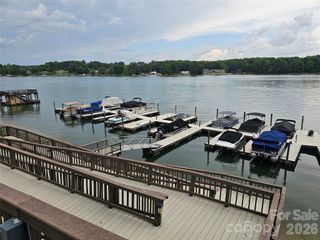 3675 W Bay Drive, Sherrills Ford, NC 28673