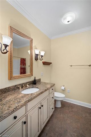 5400 Brittainywood Road, Kernersville, NC 27284