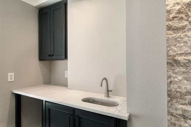 2801 Adelen LN, Round Rock, TX 78664