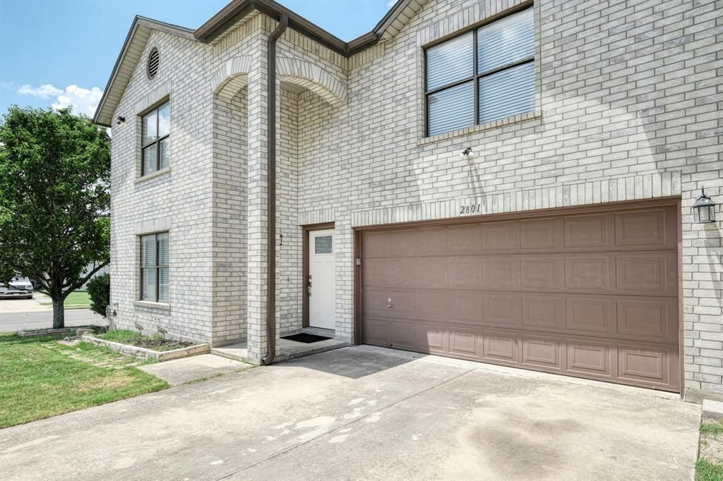 2801 Adelen LN, Round Rock, TX 78664