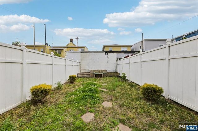 63 Garrison Street, Newark, NJ 07105
