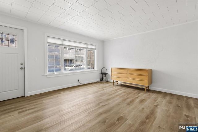63 Garrison Street, Newark, NJ 07105