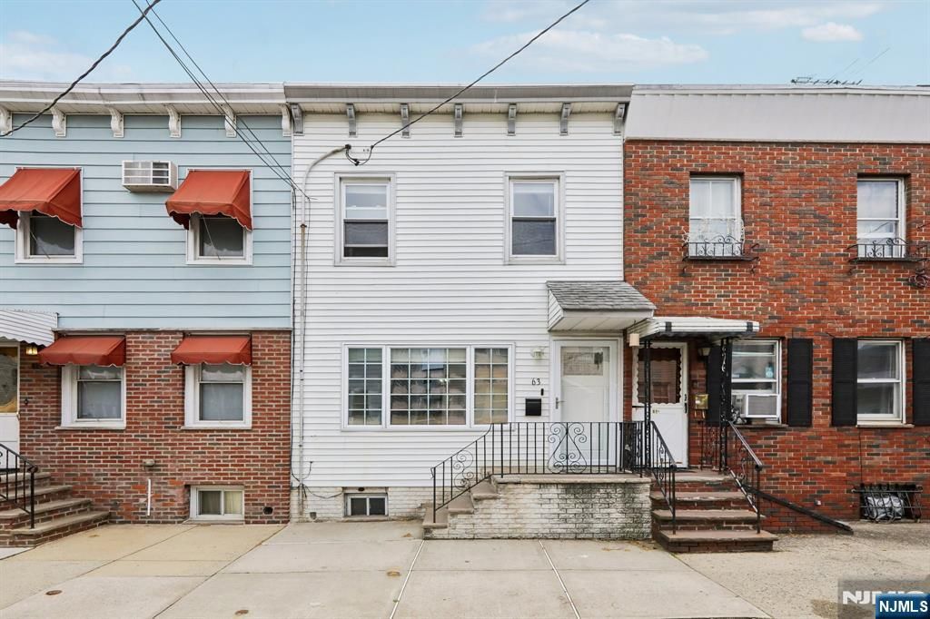 63 Garrison Street, Newark, NJ 07105
