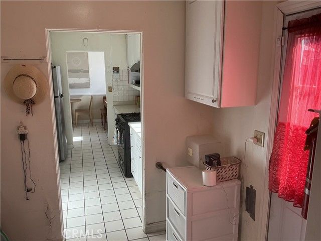 17740 Baltar Street, Reseda (los Angeles), CA 91335