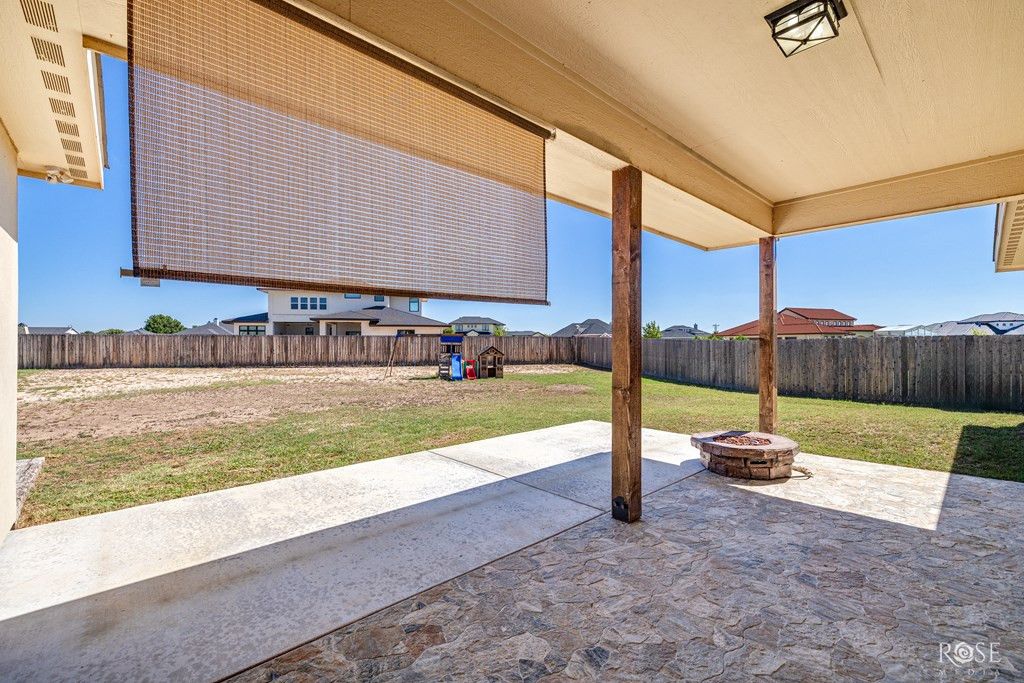 Image 31 of property listing at 1938 Beaty Road, San Angelo, TX 76904