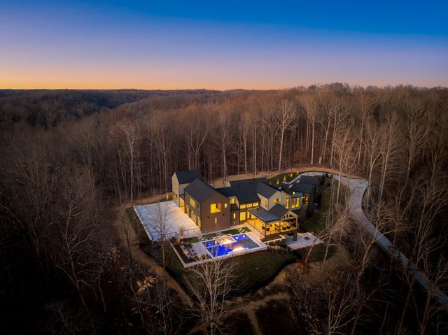 3976 New Highway 96, W, Franklin, TN 37064