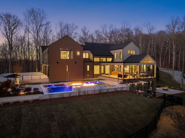 3976 New Highway 96, W, Franklin, TN 37064