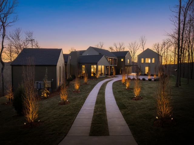 3976 New Highway 96, W, Franklin, TN 37064