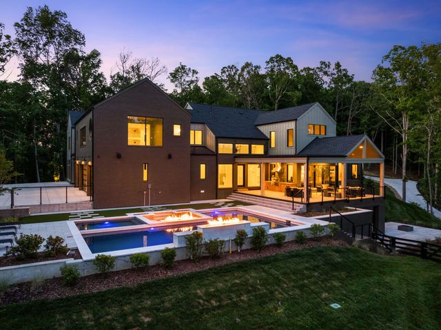 3976 New Highway 96, W, Franklin, TN 37064