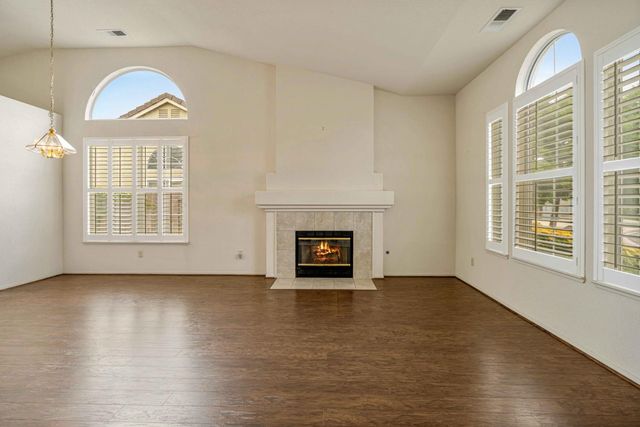 5504 Sun Gold Dr, Salida, CA 95368