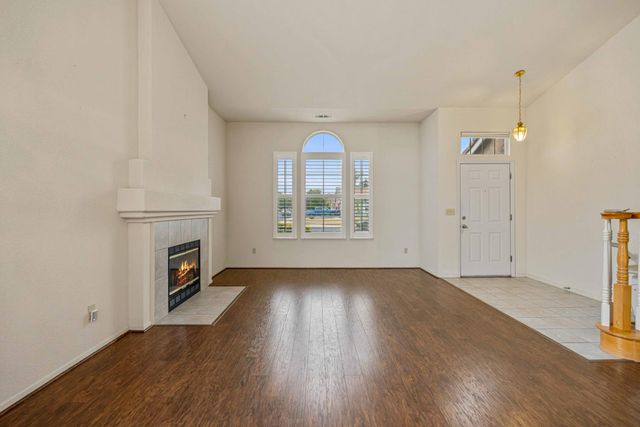 5504 Sun Gold Dr, Salida, CA 95368