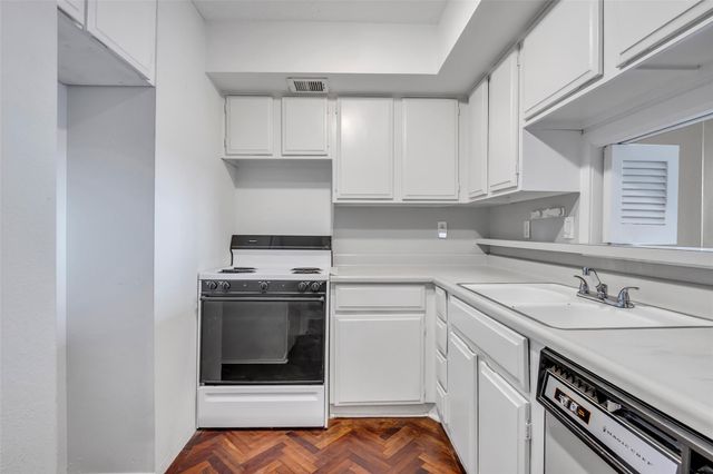 3614 Montrose Boulevard 900, Houston, TX 77006