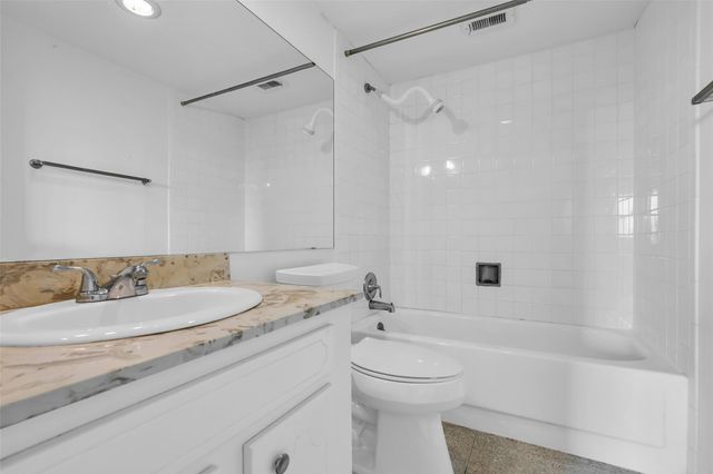 3614 Montrose Boulevard 900, Houston, TX 77006