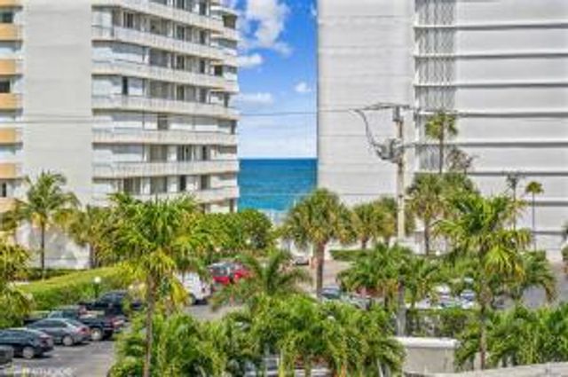3589 S Ocean Boulevard 614, South Palm Beach, FL 33480