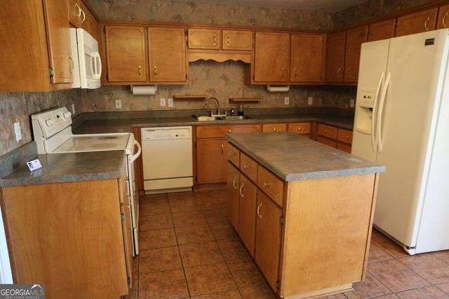 2410 Lee Street, Brunswick, GA 31520