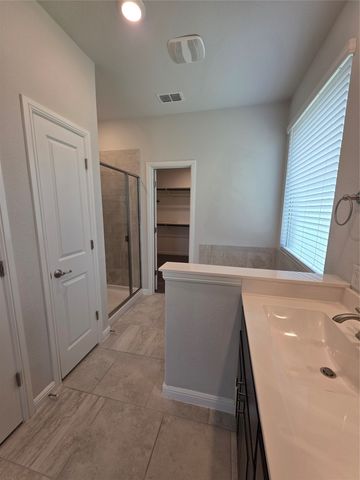 1215 Pacifica Trail, Cleburne, TX 76033