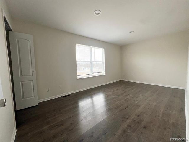 4749 Hickory Pointe Boulevard, Ypsilanti, MI 48197