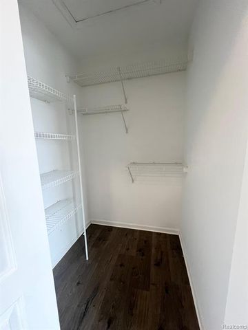 4749 Hickory Pointe Boulevard, Ypsilanti, MI 48197