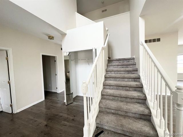 4749 Hickory Pointe Boulevard, Ypsilanti, MI 48197