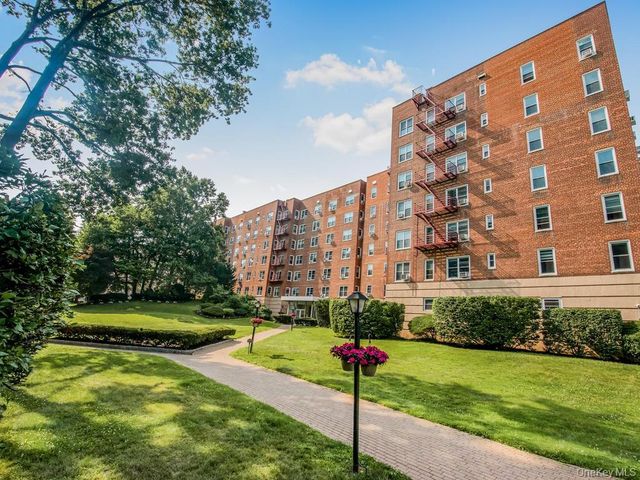 1304 Midland Avenue C48, Yonkers, NY 10704