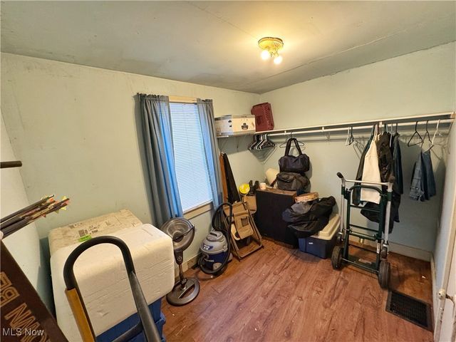 72117 Barton Road, Bridgeport, OH 43912