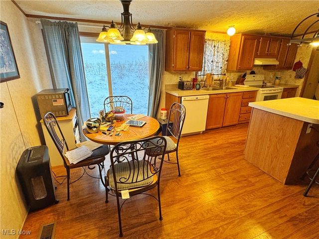 72117 Barton Road, Bridgeport, OH 43912