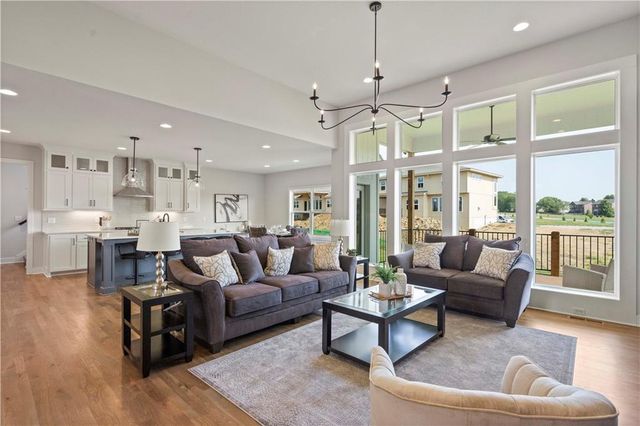 12412 W 184th Street, Overland Park, KS 66013