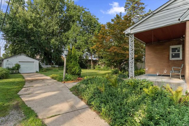 916 E Grove Street, Mishawaka, IN 46545