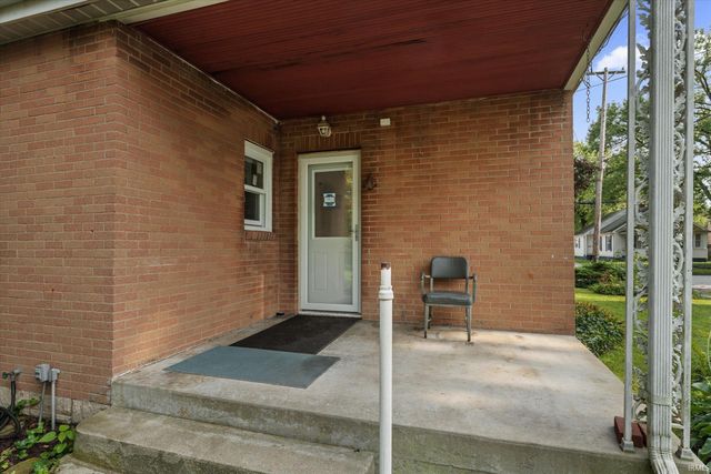 916 E Grove Street, Mishawaka, IN 46545