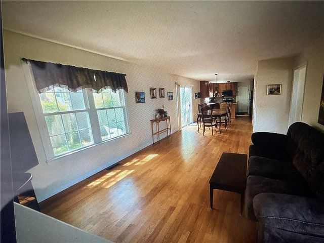 48 Patrick Way, Warwick, RI 02886