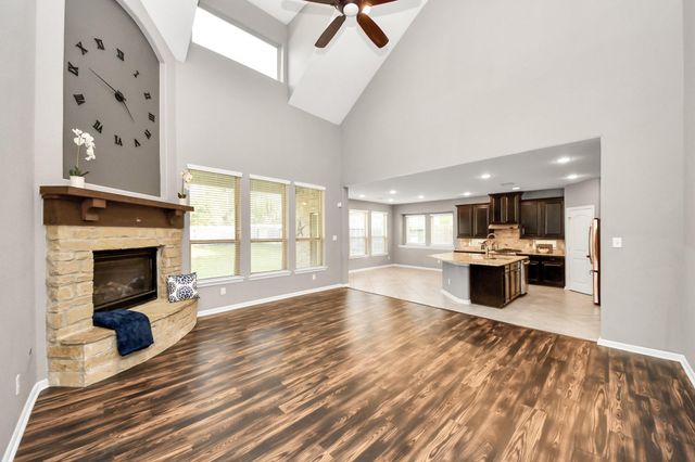 3544 Woods Estates Drive, Conroe, TX 77304