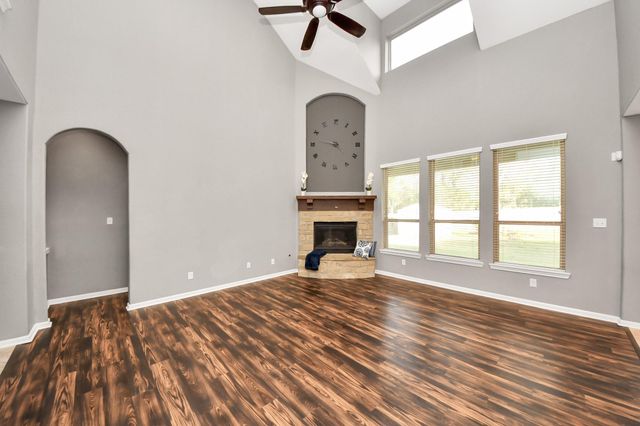 3544 Woods Estates Drive, Conroe, TX 77304