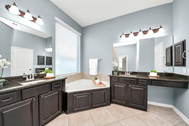 3544 Woods Estates Drive, Conroe, TX 77304