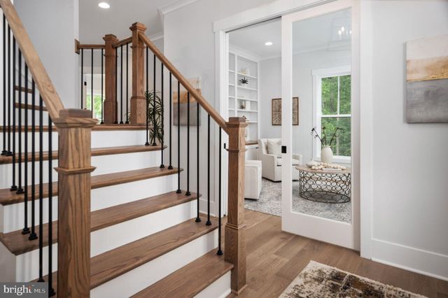 8601 ROSNI WAY, Fredericksburg, VA 22407