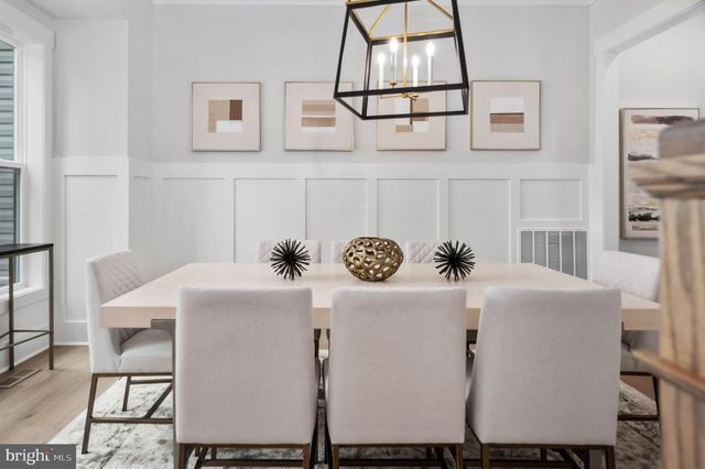 8601 ROSNI WAY, Fredericksburg, VA 22407