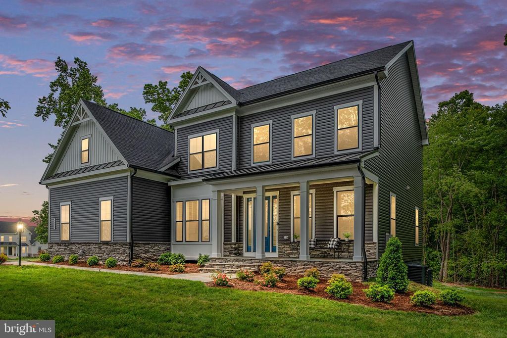 8601 ROSNI WAY, Fredericksburg, VA 22407