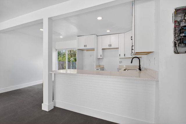 609 SW 20th Street, Fort Lauderdale, FL 33315