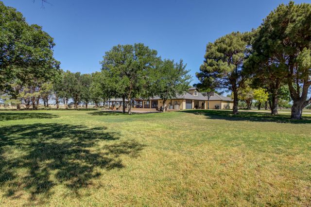 9009 County Rd 7500, Wolfforth, TX 79382