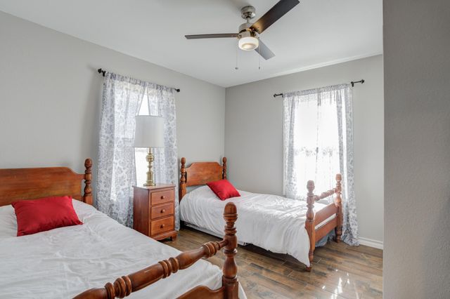 9009 County Rd 7500, Wolfforth, TX 79382