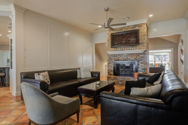 9009 County Rd 7500, Wolfforth, TX 79382